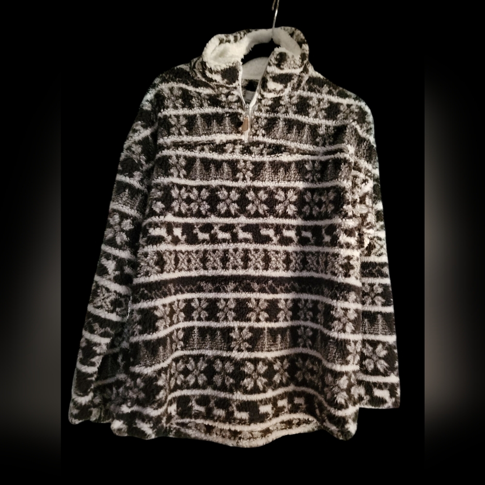 Cozy Black and White Fleece Pullover